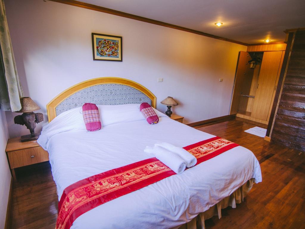 Tanita Lagoon Resort Udon Thani Rum bild
