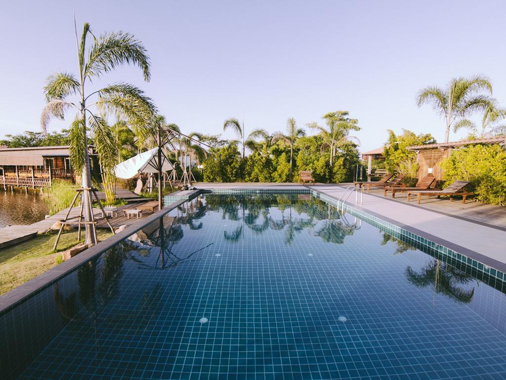 Tanita Lagoon Resort Udon Thani Exteriör bild