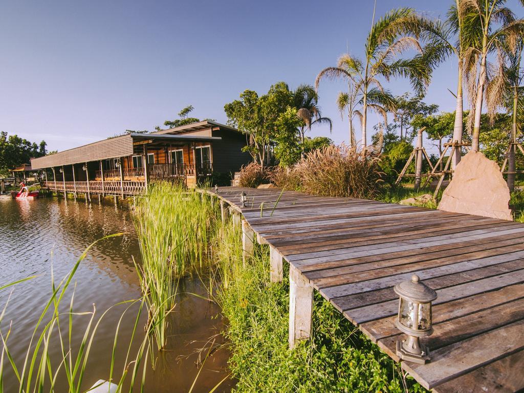 Tanita Lagoon Resort Udon Thani Rum bild