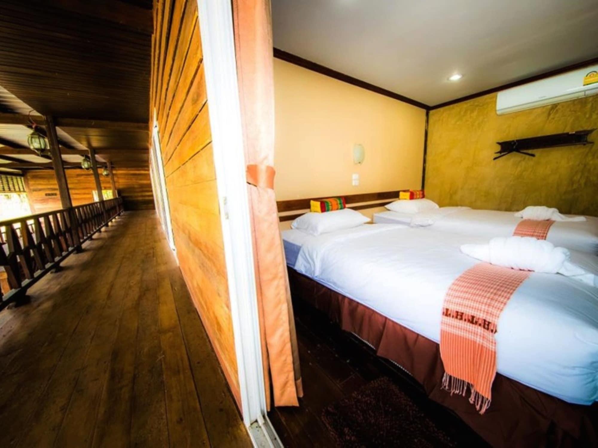Tanita Lagoon Resort Udon Thani Exteriör bild
