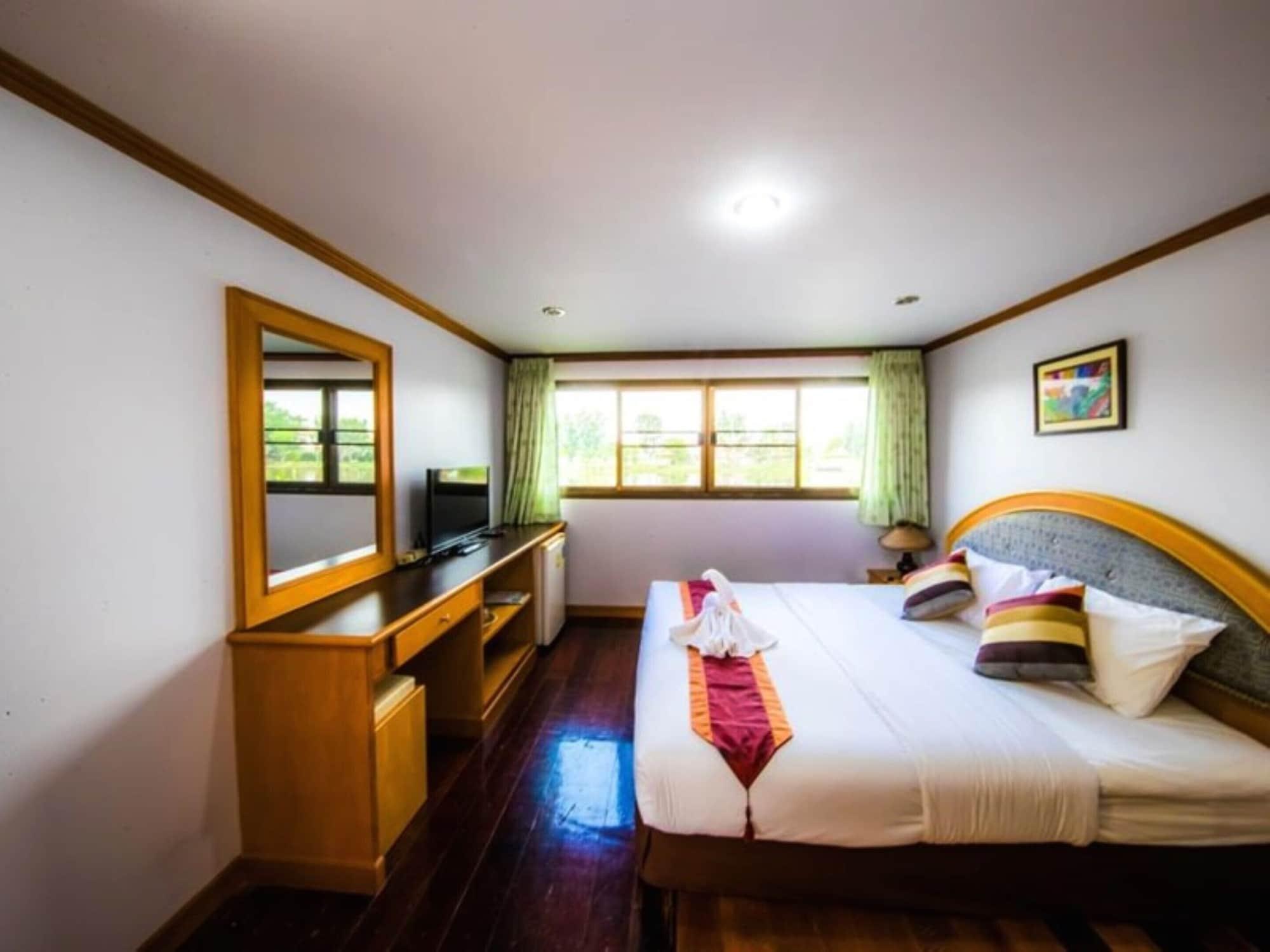 Tanita Lagoon Resort Udon Thani Exteriör bild